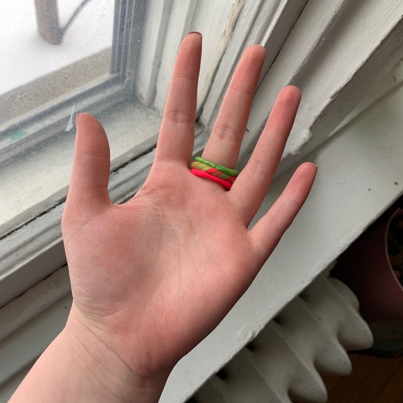 FREE ADD ON - Handmade Statement Clay Ring - 7.5 - Picture 5 of 5